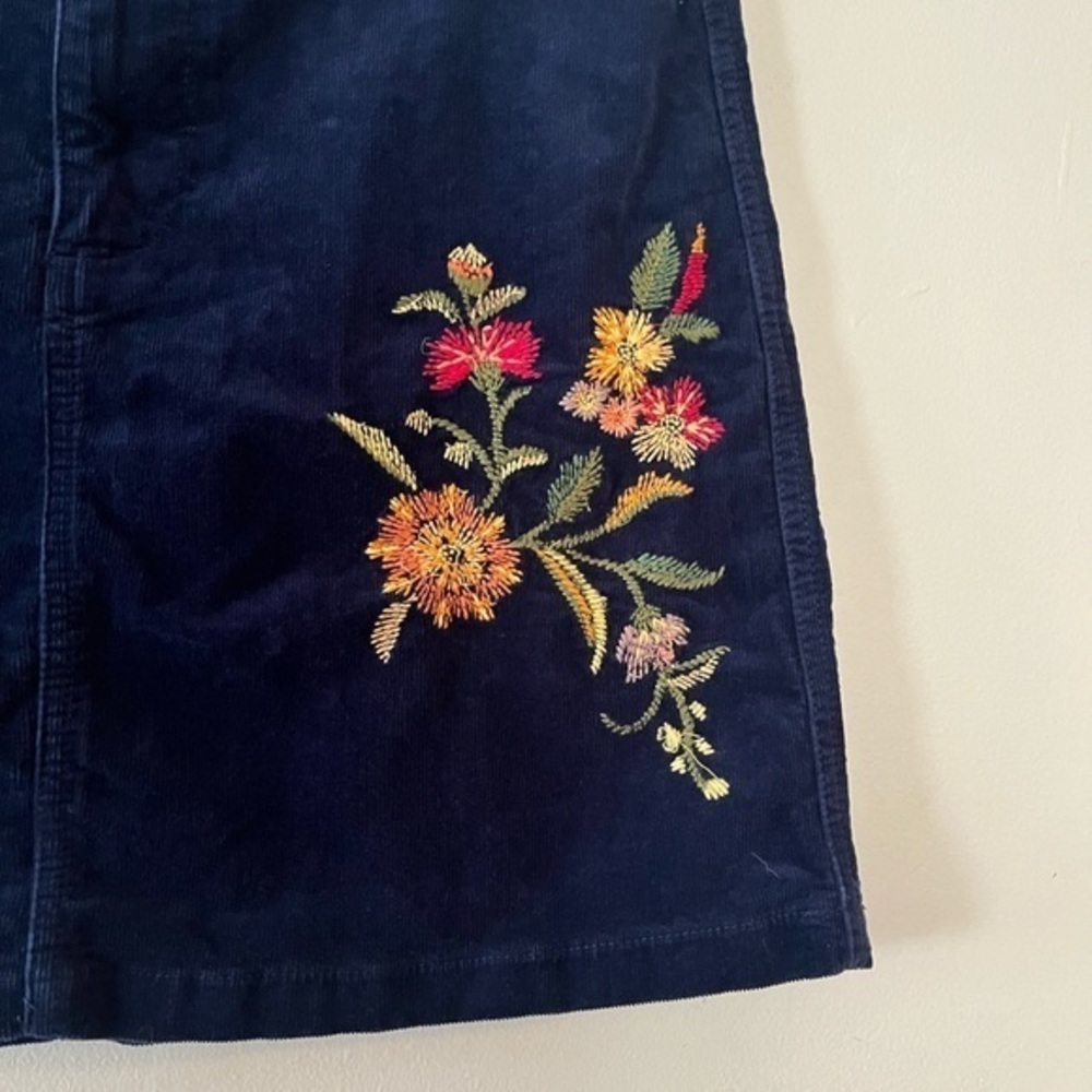 Embroidered Corduroy Skirt - Picture 6 of 8